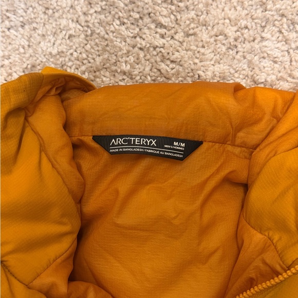 Arc'teryx Golden Yellow Hooded Jacket - Picture 3 of 3